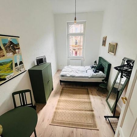 Kuenstlerisches Apartment Карлсруе Екстер'єр фото
