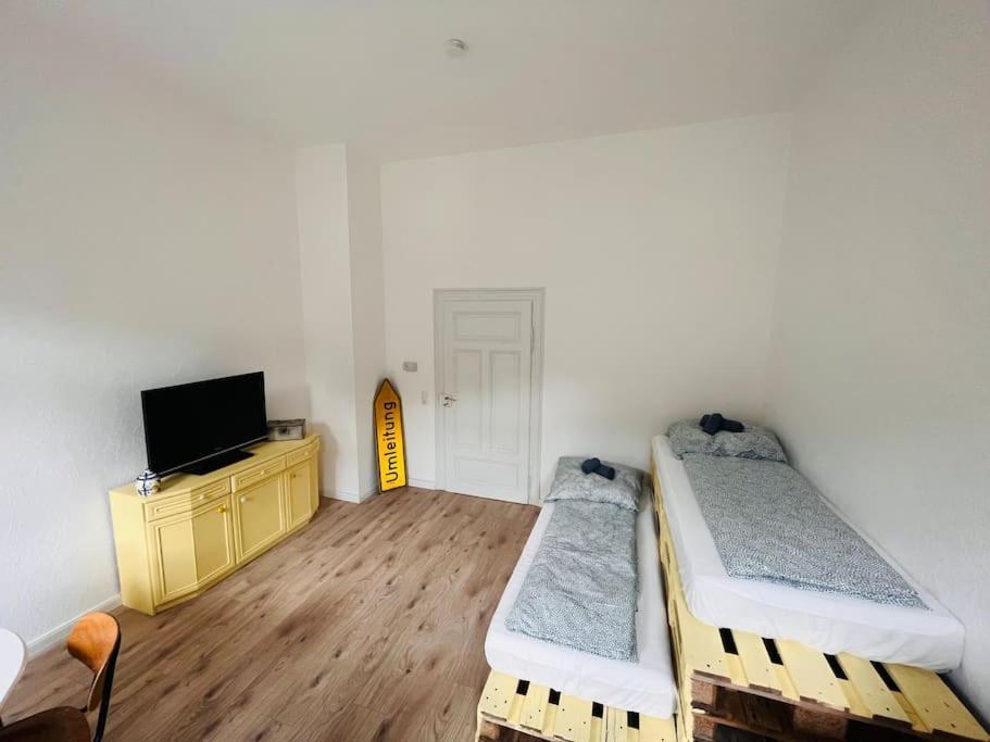 Kuenstlerisches Apartment Карлсруе Екстер'єр фото